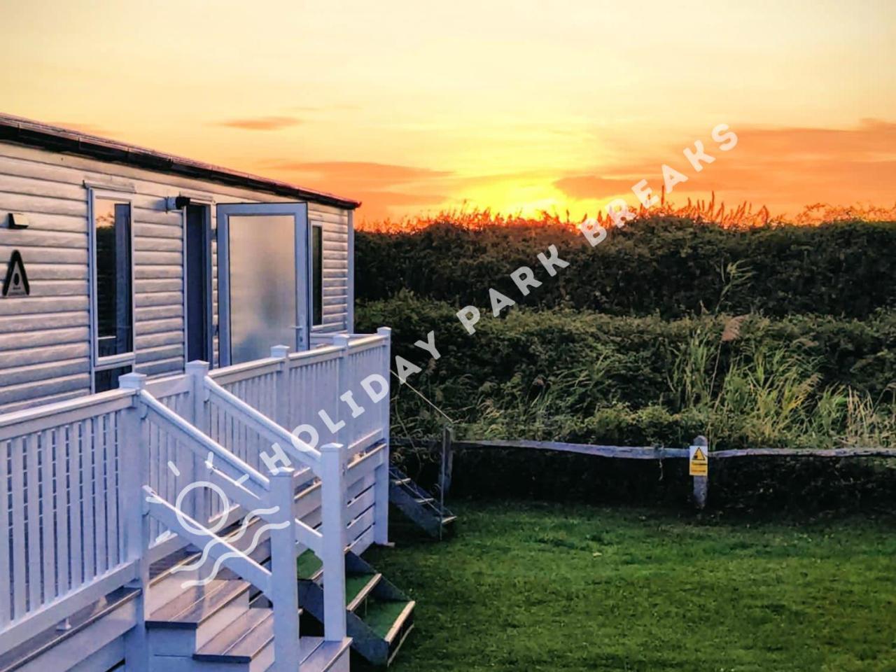 Sunset - A Relaxing Gold 3 Bed Holiday Home At Seal Bay Resort Chichester Exterior foto